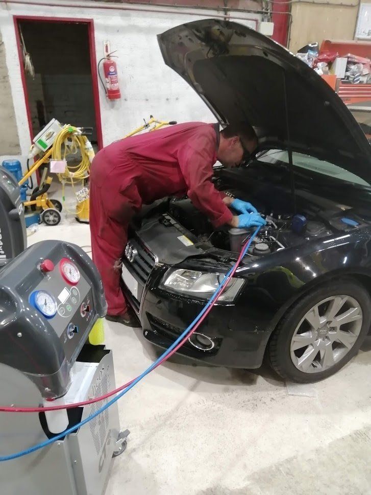 Air Con Re-Gassing at AJ Garage Services